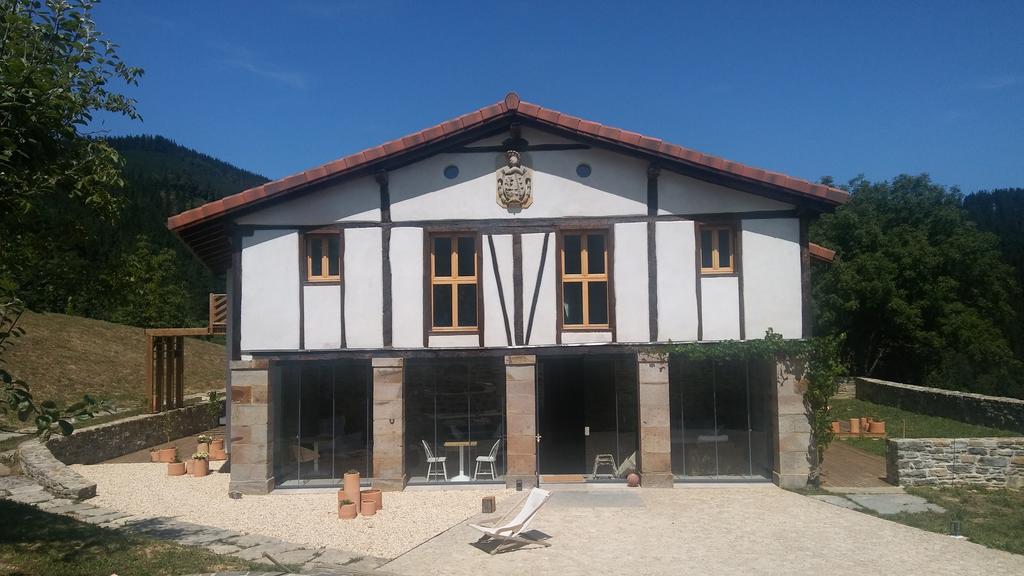 Izal Landetxea Guest House Bergara Bagian luar foto